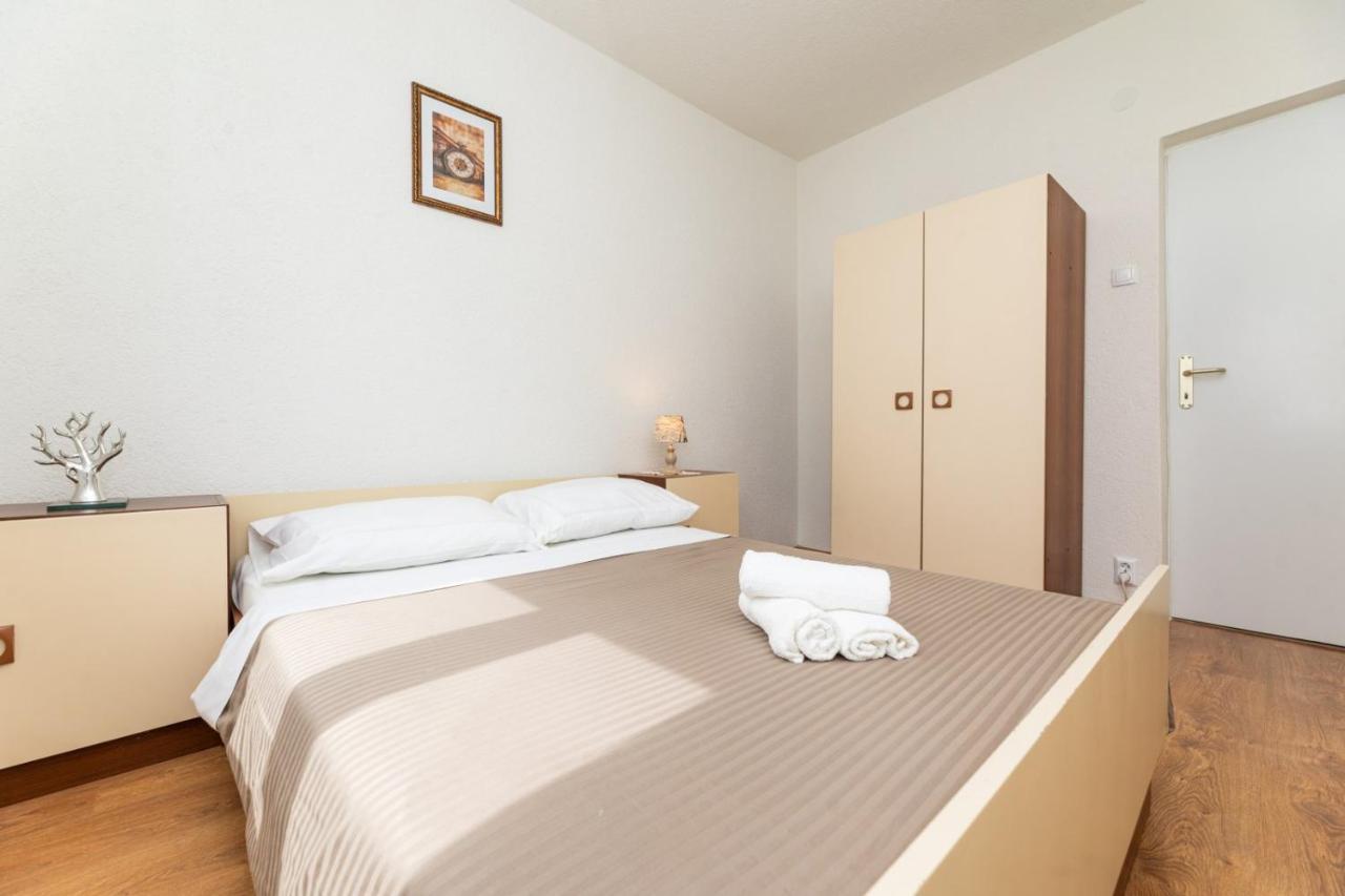 Apartmani Jasarevic Šilo Esterno foto