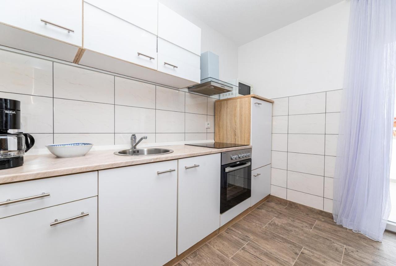 Apartmani Jasarevic Šilo Esterno foto