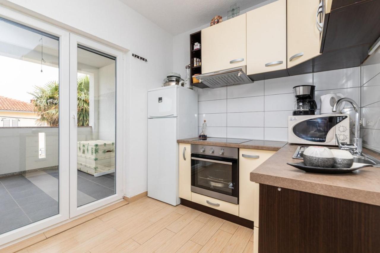 Apartmani Jasarevic Šilo Esterno foto