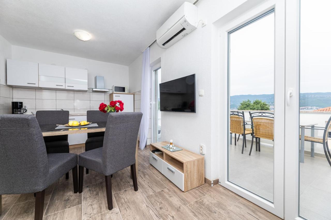 Apartmani Jasarevic Šilo Esterno foto