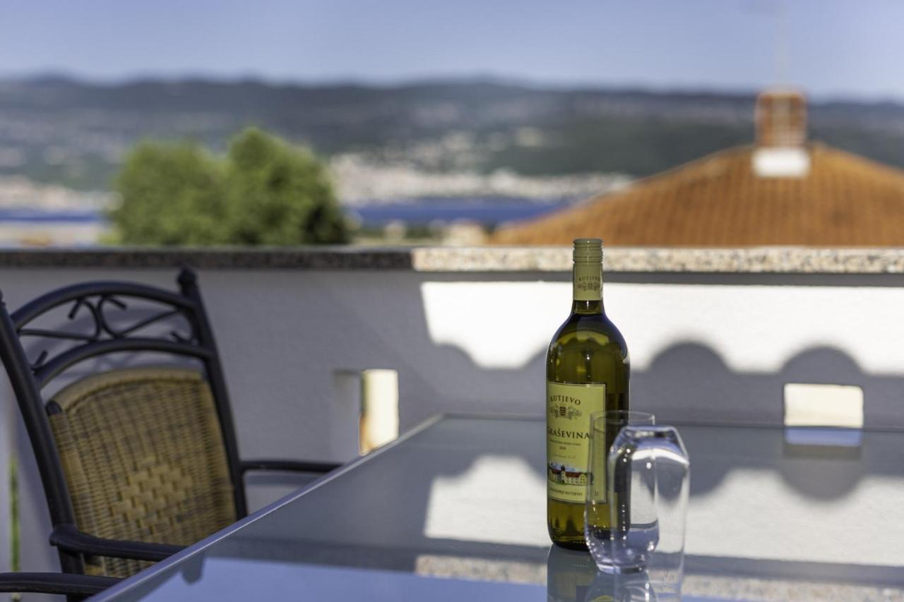 Apartmani Jasarevic Šilo Esterno foto